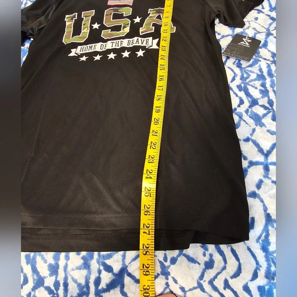 Striker Camo USA Home of the Brave T-Shirt Men's Size Small NWT - Picture 2 of 8